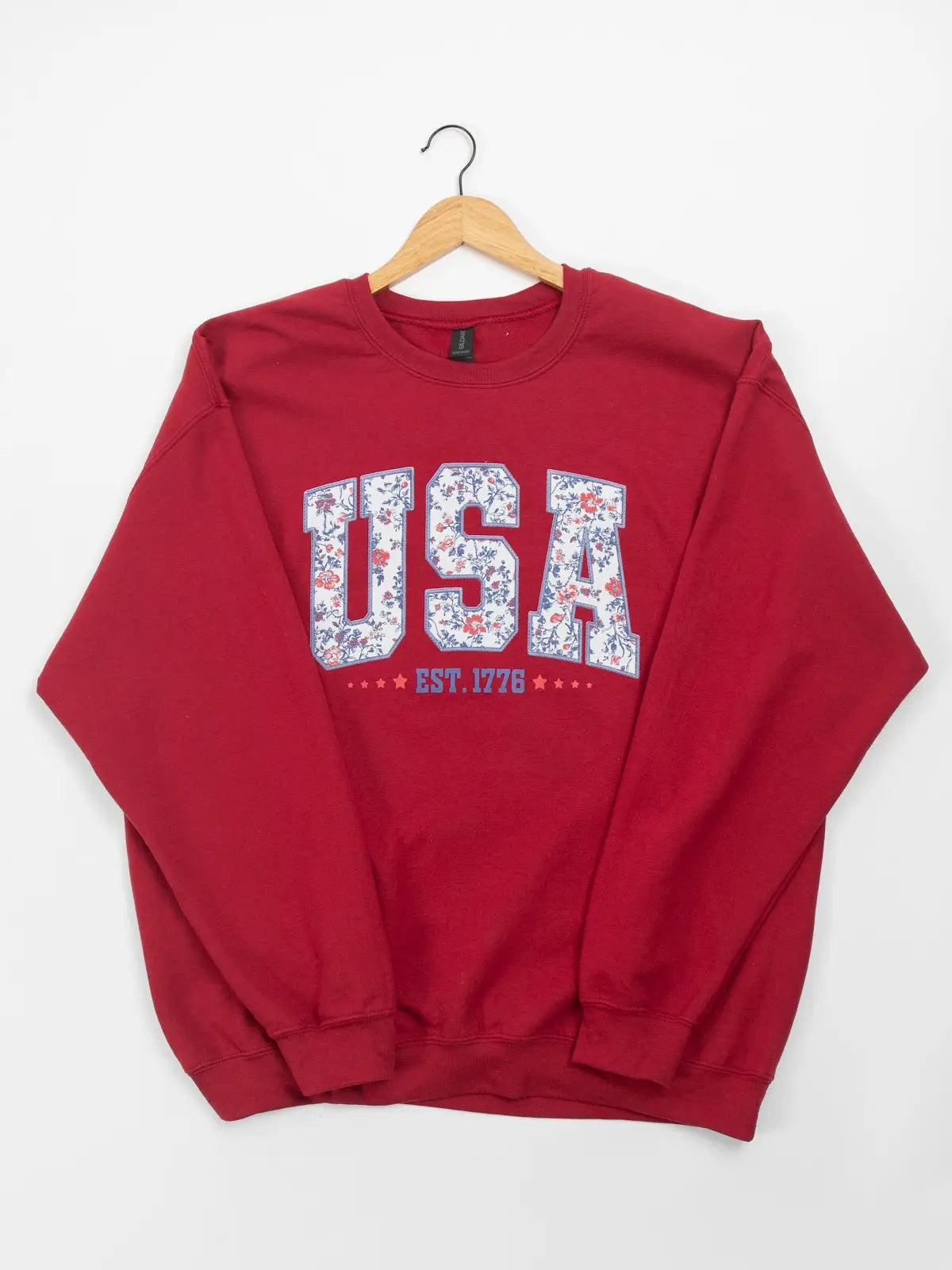 **PRE-ORDER** Western Patriotic Floral 'USA' Red Graphic Crewneck